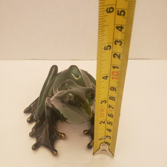 Resin Real Look Frog Outside Inside Decor - Picture 7 of 8
